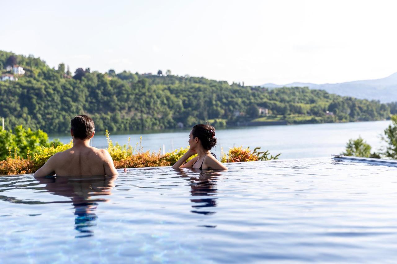 Serviced Apartments By Hotel De Charme Laveno Zewnętrze zdjęcie