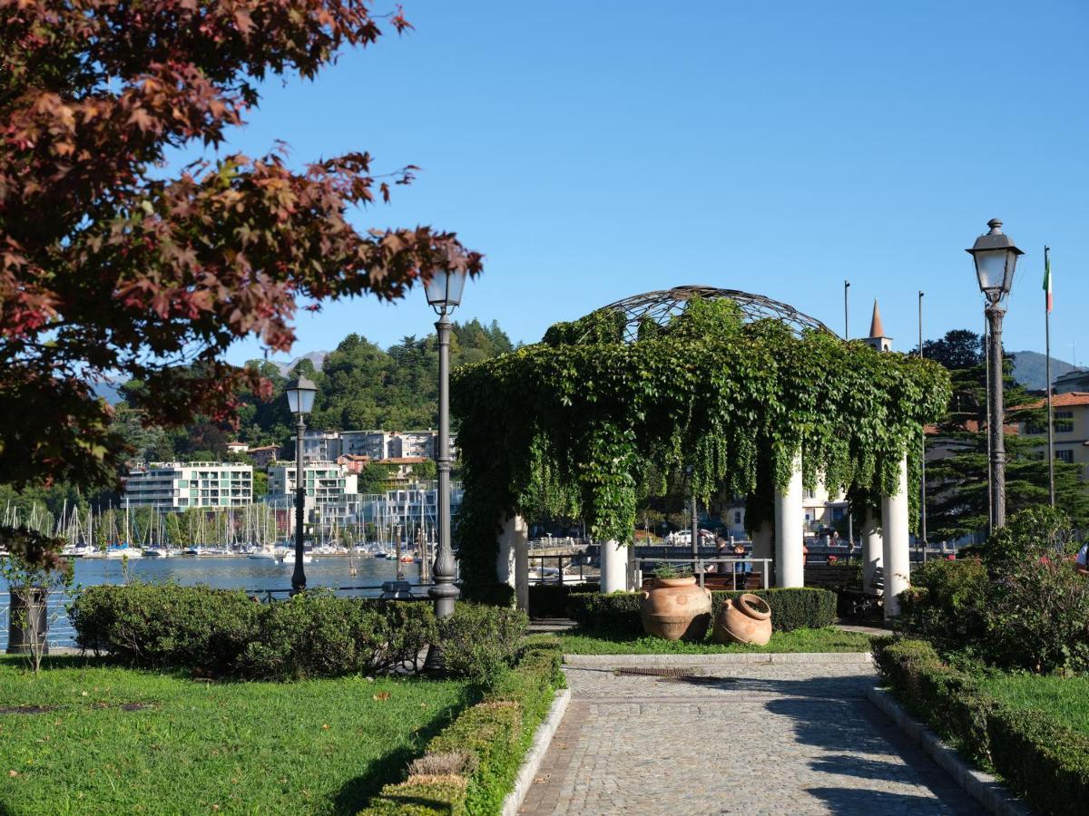 Serviced Apartments By Hotel De Charme Laveno Zewnętrze zdjęcie